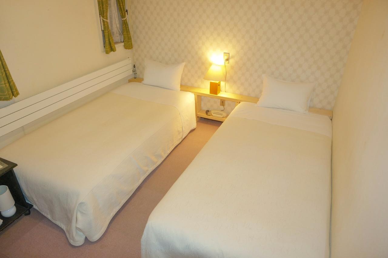 Pension Richemond Kusatsu  Bagian luar foto
